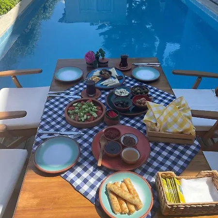 Frühstückspension Alacati Xl Luxury & Breakfast Çeşme