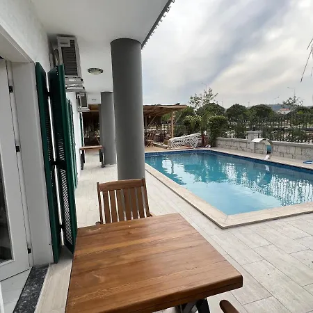 Frühstückspension Alacati Xl Luxury & Breakfast